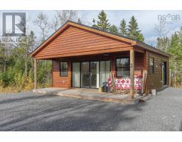 366 Loon Lake Drive, Image 2