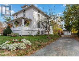 Family room - 183 Cottage Street, Berwick, NS B0P1E0 Photo 2