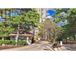 1610 89 Skymark Drive, Image 3