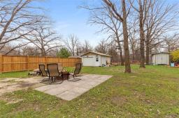 Bedroom - 172 52 Highway, Mitchell, MB R5G1H3 Photo 3