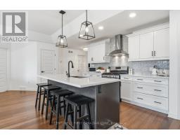 Living room - 191 Gilmour Drive, Lucan Biddulph, ON N0M2J0 Photo 4