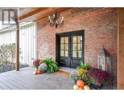 Bathroom - 1803 Old Second Road N, Springwater, ON L0L2K0 Photo 3