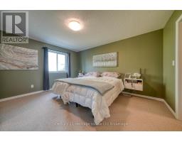 Bedroom 2 - 11 Talon Drive, Woodstock, ON N4V0A5 Photo 5