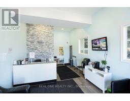 5 6 3455 Wolfedale Road, Mississauga, ON L5C1V8 Photo 2