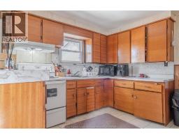 Storage - 291 93 Belleview Avenue, Windsor, ON N8Y2W1 Photo 3