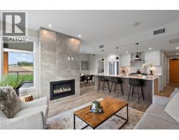 Laundry room - 108 2520 Hackett Cres, Central Saanich, BC V8M0B9 Photo 5