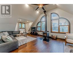 Primary Bedroom - 2504 Fairgrounds Road, Ramara, ON L0K2B0 Photo 4