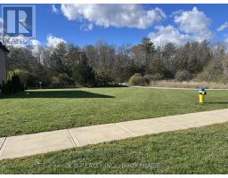 104 Cherrywood Parkway, Greater Napanee, ON K7R0B1 Photo 2