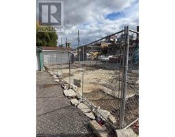 0 Sutherland Drive, Toronto, ON M4G2L1 Photo 5