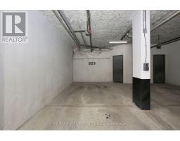 Foyer - 223 32 Church Street, King, ON L0G1T0 Photo 2