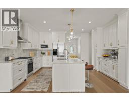 5pc Ensuite bath - 3245 Tullio Drive, Lasalle, ON N9H1H3 Photo 4