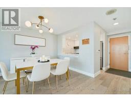 Solarium - 2812 7 Concorde Place, Toronto, ON M3C3N4 Photo 4