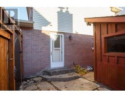 Laundry room - 37 Parkway Avenue, Kawartha Lakes, ON K9V5J7 Photo 4