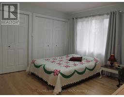 Kitchen - 20 Burnstown Road W, Mcnab Braeside, ON K0A3L0 Photo 2