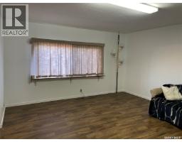 3pc Bathroom - 303 1st Street W, Meadow Lake, SK S9X1Y5 Photo 3