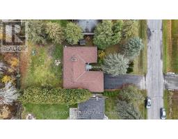 Living room - 1164 North Shore Drive, Innisfil, ON L0L1R0 Photo 3