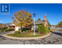 Kitchen - 10 2720 Mewburn Road, Niagara Falls, ON L2J4J5 Photo 3