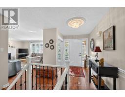 Bedroom 2 - 10 2720 Mewburn Road, Niagara Falls, ON L2J4J5 Photo 5