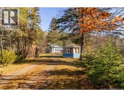 Bath (# pieces 1-6) - 11594 Route 114, Springdale, NB E4E5M8 Photo 3