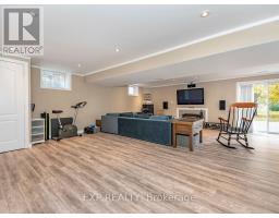 Primary Bedroom - 13258 5 Side Road, Halton Hills, ON L7G4S5 Photo 4