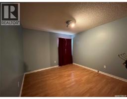 4pc Bathroom - 522 1st Street E, Lafleche, SK S0H2K0 Photo 5