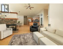 Bedroom - 3356 Merlot Court, West Kelowna, BC V4T2W7 Photo 3