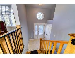 Bedroom 2 - 45 William Avenue, Wasaga Beach, ON L9Z2X3 Photo 3