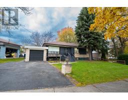 98 Stavely Crescent, Image 2