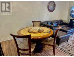 15 Sturbridge Private, Image 2