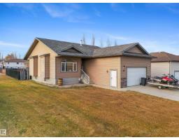 Dining room - 3924 44 Ave, Drayton Valley, AB T7A0A1 Photo 2