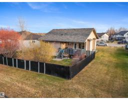 Bedroom 2 - 3924 44 Ave, Drayton Valley, AB T7A0A1 Photo 5