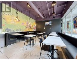 Ground Floor 505 University Avenue, Toronto, ON M5G1X3 Photo 4