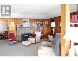 Living room - 369 Wigston Drive, North Bay, ON P1A1X2 Photo 5