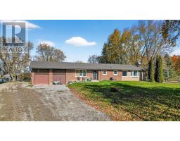 Living room - 2448 Holborn Road, East Gwillimbury, ON L0G1R0 Photo 2