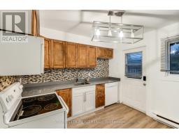 Bathroom - D 71 Wellesley Crescent, London East, ON N5V1J6 Photo 5