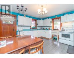 Living room - 3243 Cook St, Chemainus, BC V0R1K2 Photo 4