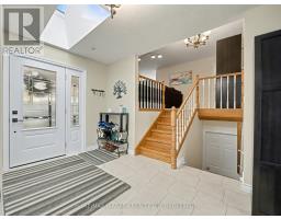 Primary Bedroom - 6753 Buckingham Drive, Niagara Falls, ON L2H2S2 Photo 5