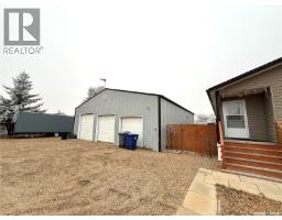 Living room - 102 1st Avenue W, Coleville, SK S0L0K0 Photo 2