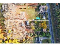 Bedroom 2 - 4424 Aurora Road, Whitchurchstouffville, ON L4A2R3 Photo 4
