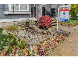 17188 1 Avenue, Surrey, BC V3Z9R2 Photo 2