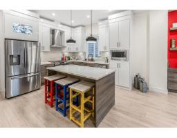 17188 1 Avenue, Surrey, BC V3Z9R2 Photo 3