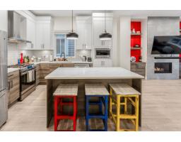 17188 1 Avenue, Surrey, BC V3Z9R2 Photo 4