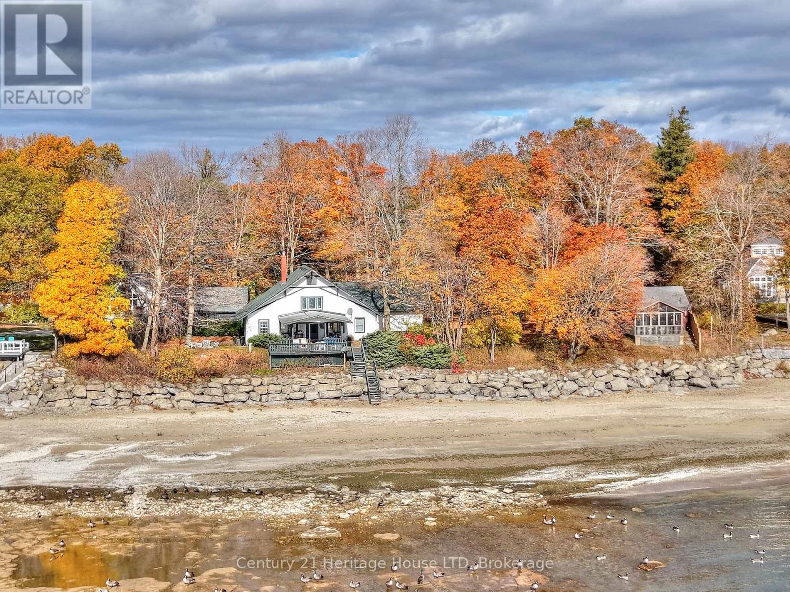 1033 Firelane 1 Road