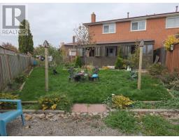 Living room - 9 Stocco Court, Vaughan, ON L4L2X9 Photo 4