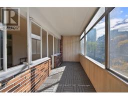 405 107 St Josephs Drive, Hamilton, ON L8N2G1 Photo 3