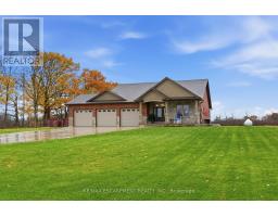 Primary Bedroom - 4343 Highway 3, Haldimand, ON N0E1E0 Photo 2