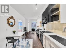 607 33 Shore Breeze Drive, Image 3