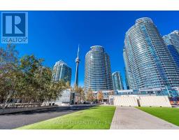 2005 218 Queens Quay W, Image 2