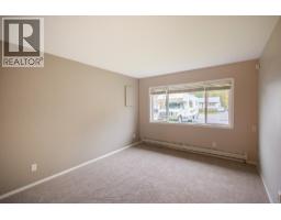 Dining room - A 5115 Medeek Avenue, Terrace, BC V8G1C9 Photo 3