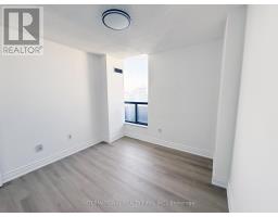 Ph 03 75 Graydon Hall Drive, Image 2